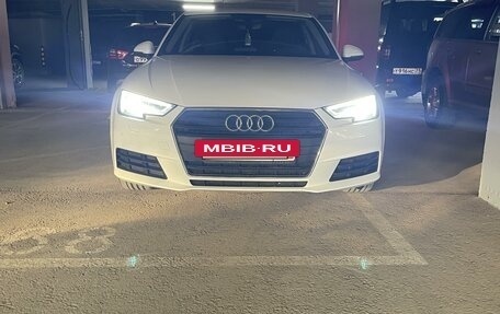 Audi A4, 2017 год, 2 200 000 рублей, 3 фотография