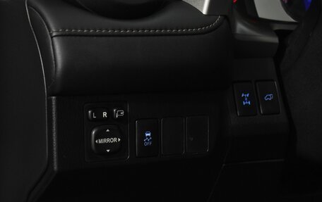 Toyota RAV4, 2015 год, 1 700 000 рублей, 12 фотография