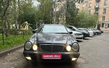 Mercedes-Benz E-Класс, 2000 год, 300 000 рублей, 12 фотография