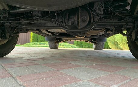 Toyota Land Cruiser 100 рестайлинг 2, 2006 год, 3 200 000 рублей, 12 фотография
