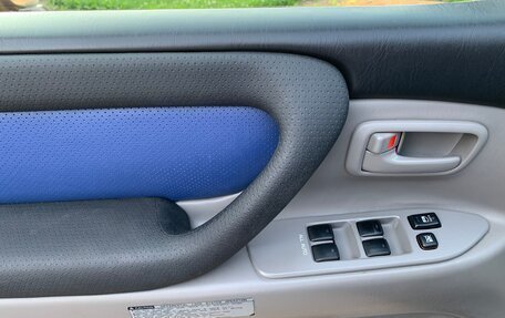 Toyota Land Cruiser 100 рестайлинг 2, 2006 год, 3 200 000 рублей, 19 фотография