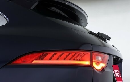 Jaguar F-Pace, 2019 год, 3 099 000 рублей, 23 фотография