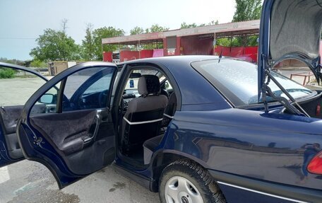 Opel Omega B, 1995 год, 450 000 рублей, 5 фотография