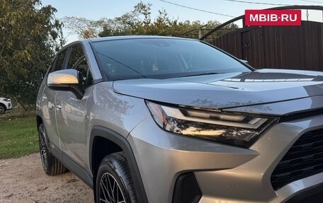 Toyota RAV4, 2022 год, 2 850 000 рублей, 2 фотография