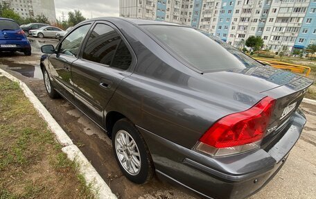Volvo S60 III, 2005 год, 650 000 рублей, 2 фотография