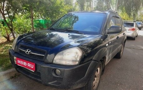Hyundai Tucson III, 2005 год, 750 000 рублей, 1 фотография