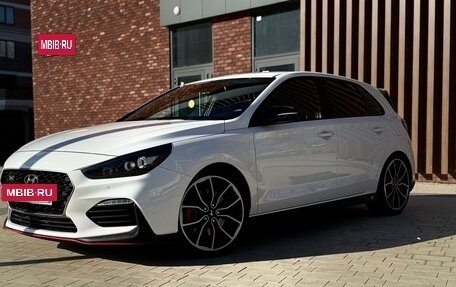 Hyundai i30 N, 2019 год, 2 350 000 рублей, 4 фотография