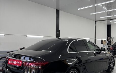 Mercedes-Benz E-Класс, 2020 год, 5 000 000 рублей, 3 фотография