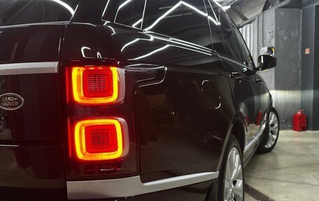 Land Rover Range Rover IV рестайлинг, 2018 год, 6 500 000 рублей, 4 фотография
