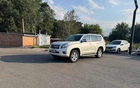 Toyota Land Cruiser Prado 150 рестайлинг 2, 2010 год, 3 800 000 рублей, 1 фотография