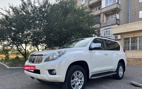 Toyota Land Cruiser Prado 150 рестайлинг 2, 2010 год, 3 800 000 рублей, 3 фотография