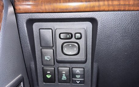 Toyota Land Cruiser Prado 150 рестайлинг 2, 2010 год, 3 800 000 рублей, 12 фотография