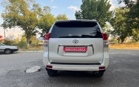 Toyota Land Cruiser Prado 150 рестайлинг 2, 2010 год, 3 800 000 рублей, 9 фотография