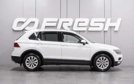 Volkswagen Tiguan II, 2017 год, 2 698 000 рублей, 5 фотография