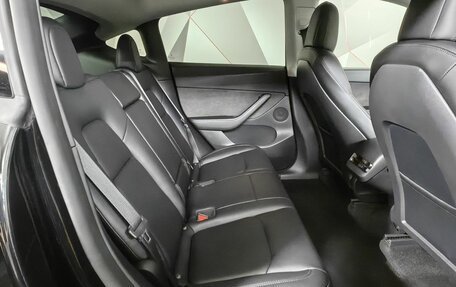 Tesla Model Y I, 2022 год, 4 093 000 рублей, 17 фотография