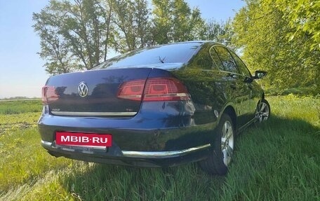 Volkswagen Passat B7, 2011 год, 880 000 рублей, 18 фотография