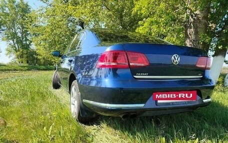 Volkswagen Passat B7, 2011 год, 880 000 рублей, 19 фотография