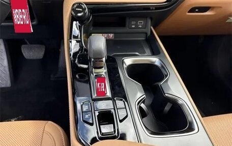 Lexus NX, 2025 год, 7 600 000 рублей, 16 фотография