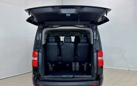 Peugeot Traveller I, 2021 год, 2 990 000 рублей, 5 фотография