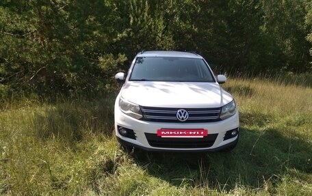Volkswagen Tiguan I, 2012 год, 987 000 рублей, 3 фотография