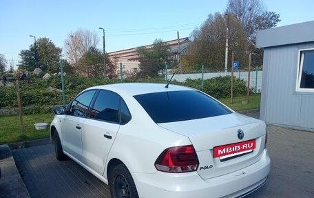 Volkswagen Polo VI (EU Market), 2015 год, 920 000 рублей, 2 фотография