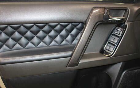 Toyota Land Cruiser Prado 150 рестайлинг 2, 2010 год, 2 370 000 рублей, 12 фотография
