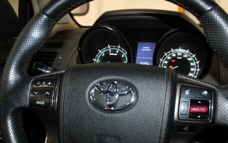 Toyota Land Cruiser Prado 150 рестайлинг 2, 2010 год, 2 370 000 рублей, 19 фотография