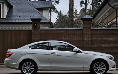 Mercedes-Benz C-Класс, 2011 год, 1 400 000 рублей, 7 фотография