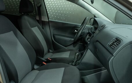 Volkswagen Polo VI (EU Market), 2015 год, 863 000 рублей, 13 фотография