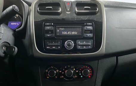 Renault Logan II, 2014 год, 562 000 рублей, 17 фотография