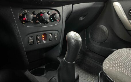 Renault Logan II, 2014 год, 562 000 рублей, 16 фотография