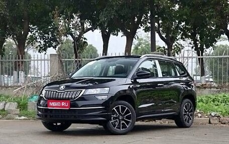Skoda Karoq I, 2025 год, 2 250 000 рублей, 1 фотография