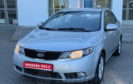 KIA Cerato III, 2009 год, 850 000 рублей, 2 фотография