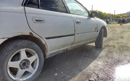 Toyota Carina, 1993 год, 180 000 рублей, 6 фотография