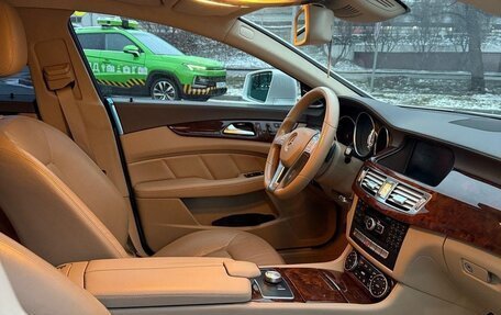 Mercedes-Benz CLS, 2013 год, 2 400 000 рублей, 11 фотография