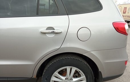 Hyundai Santa Fe III рестайлинг, 2010 год, 1 200 000 рублей, 28 фотография