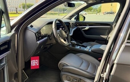 Volkswagen Touareg III, 2018 год, 6 450 000 рублей, 6 фотография