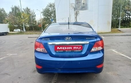 Hyundai Solaris II рестайлинг, 2012 год, 690 000 рублей, 6 фотография