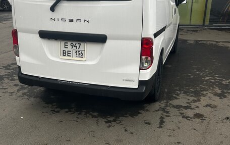 Nissan NV200, 2016 год, 1 390 000 рублей, 2 фотография