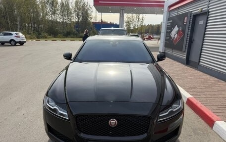Jaguar XF II, 2017 год, 2 350 000 рублей, 4 фотография