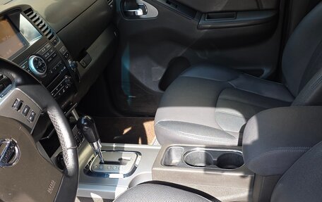 Nissan Navara (Frontier), 2013 год, 1 690 000 рублей, 6 фотография