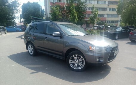 Mitsubishi Outlander III рестайлинг 3, 2010 год, 890 000 рублей, 3 фотография