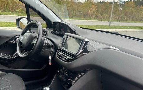 Peugeot 208 II, 2013 год, 700 000 рублей, 8 фотография