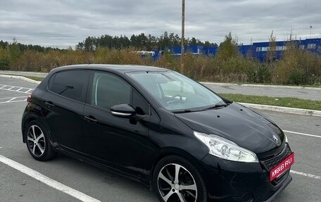 Peugeot 208 II, 2013 год, 700 000 рублей, 4 фотография