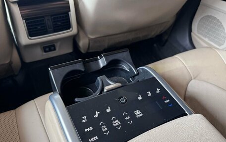 Toyota Camry, 2018 год, 2 700 000 рублей, 30 фотография
