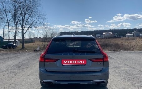 Volvo V90 Cross Country I рестайлинг, 2019 год, 3 950 000 рублей, 17 фотография