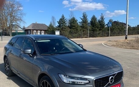 Volvo V90 Cross Country I рестайлинг, 2019 год, 3 950 000 рублей, 26 фотография
