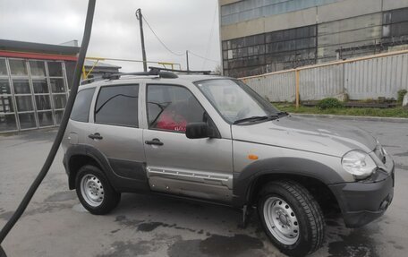 Chevrolet Niva I рестайлинг, 2011 год, 300 000 рублей, 2 фотография
