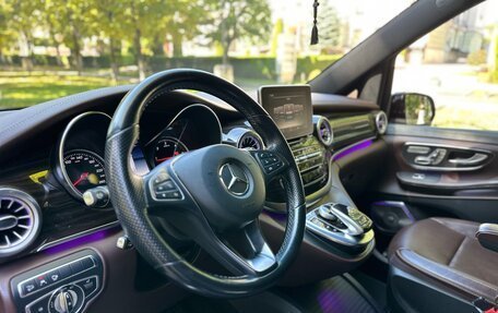 Mercedes-Benz V-Класс, 2017 год, 5 300 000 рублей, 25 фотография