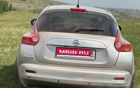 Nissan Juke II, 2011 год, 800 000 рублей, 32 фотография